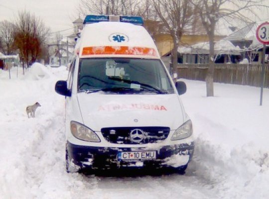 Ambulanţierii patrulează prin Constanţa: caută persoanele fără adăpost